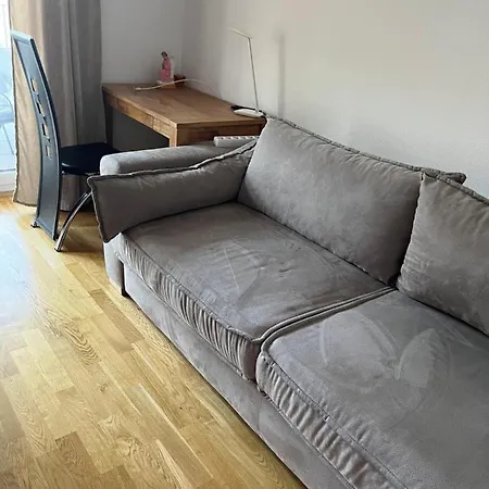 Schoenes In Zentraler Lage Quarto em Acomodações Particulares *